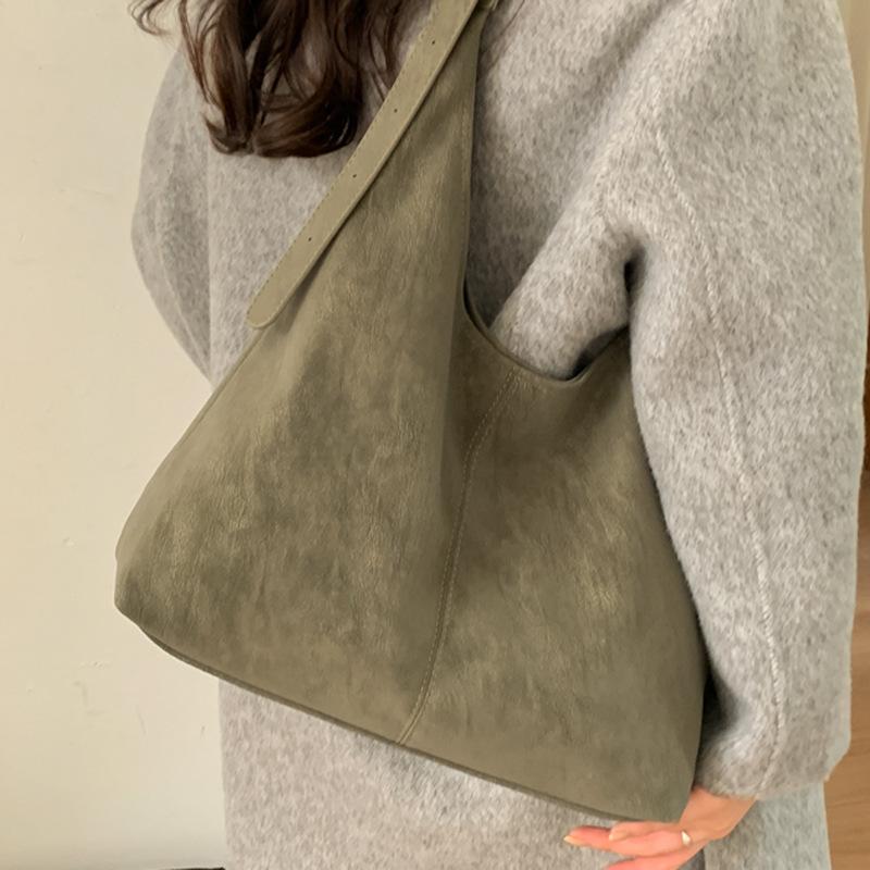 New Lazy Wind High-value Big Bag Women's Commuter Shoulder Bucket Bag Crossbody Child and Mother Bag
