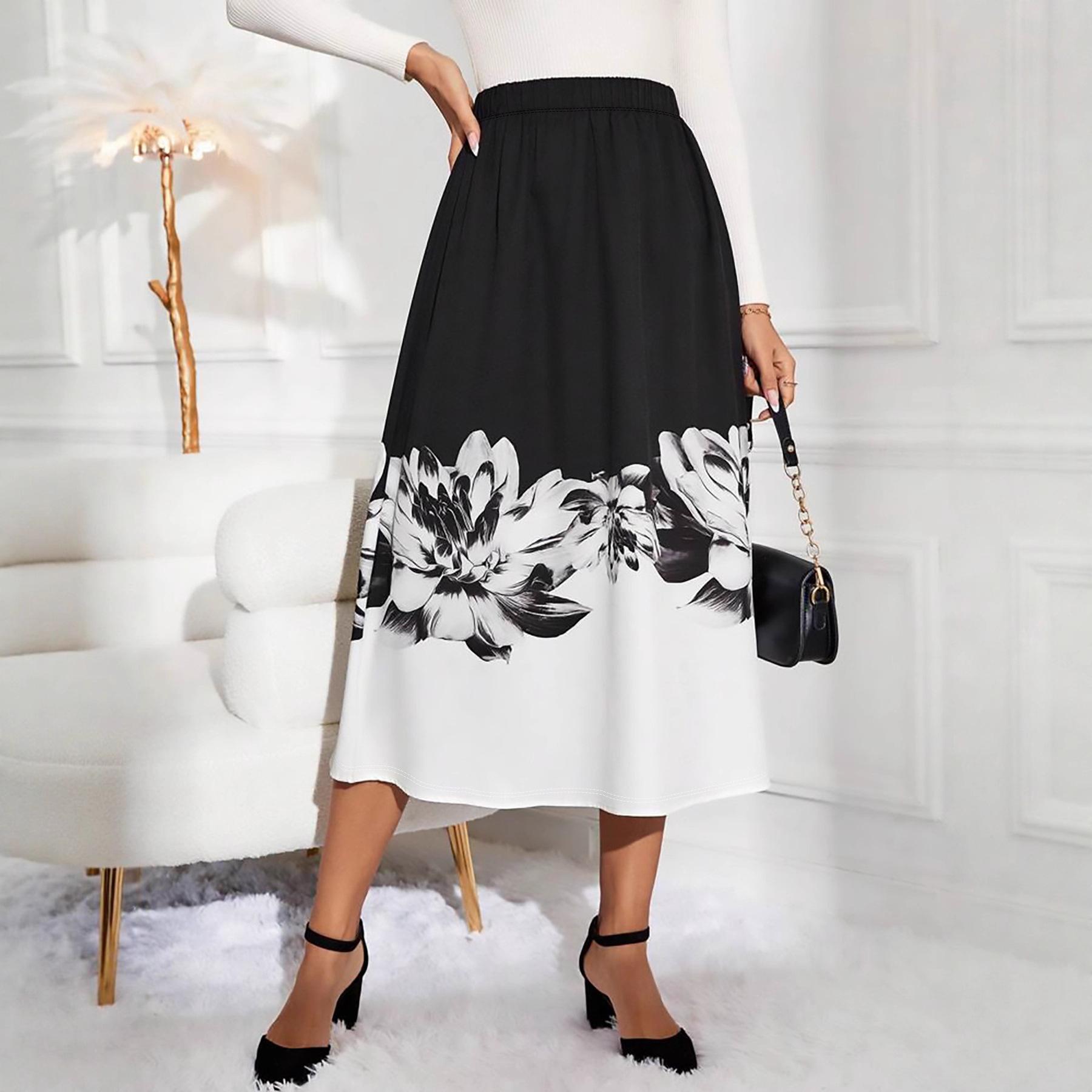 

New Elegant Style Black and White Flower Printed Versatile Half length Skirt S