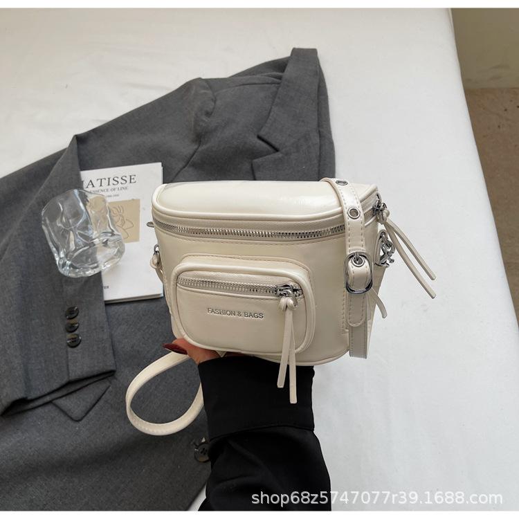 

Bag Women s 2025 New Crossbody Bag Casual Bag High-end Fashion Shoulder Bag Small Fanny Bag Temperament Saddle Bag бежевий