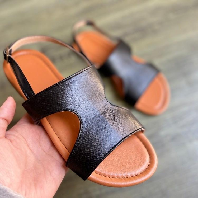 Foreign trade large size sandals women's 2025 European and American summer new solid color round head one-character buckle flat women's shoes
