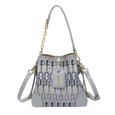 Small Niche Design Bucket Bag Women's New High-quality Temperament Hand-held Crossbody Women's Bag
