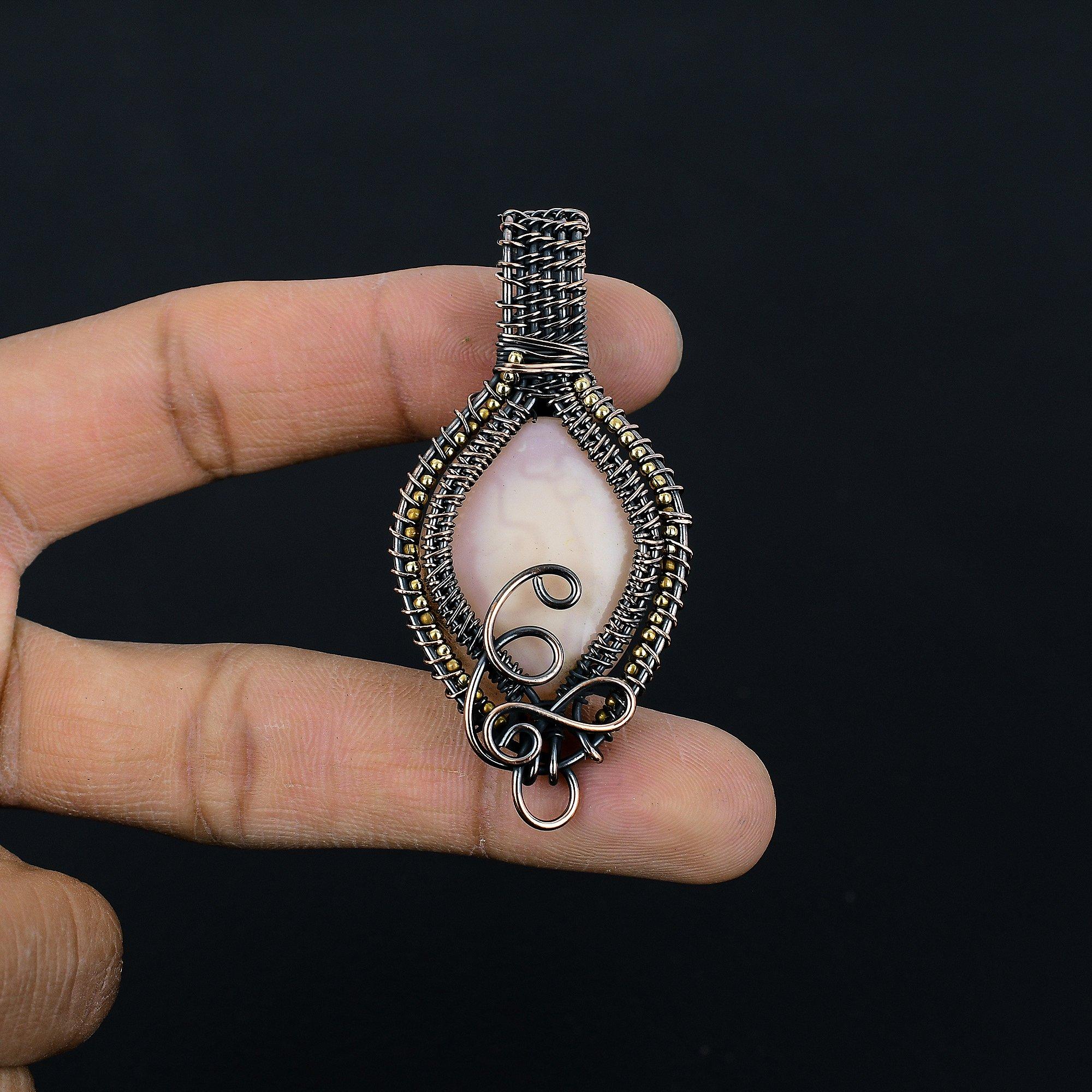 

Подвеска из розового опала ручной работы, обернутая медной проволокой 999 пробы, уникальное дизайнерское украшение, для женщин 2.55 Inches