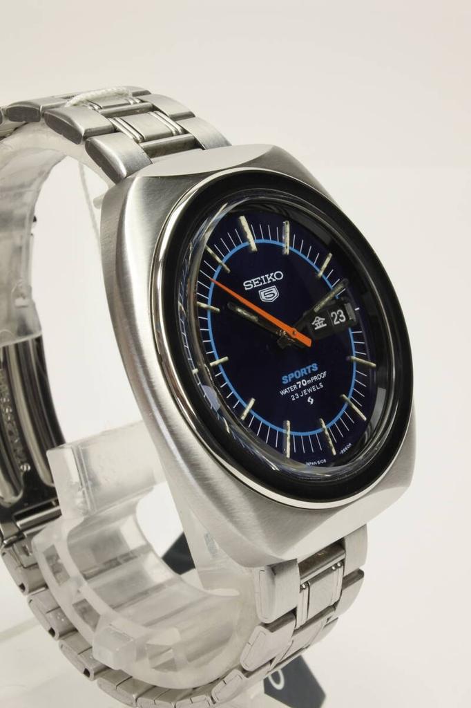 A masterpiece of Japanese 1970 SEIKO 5 Sports 23 Jewels Navy Dial Automatic Watch Excellent Condition 017nh craftsmanship 6106-8560 Men's Overhauled