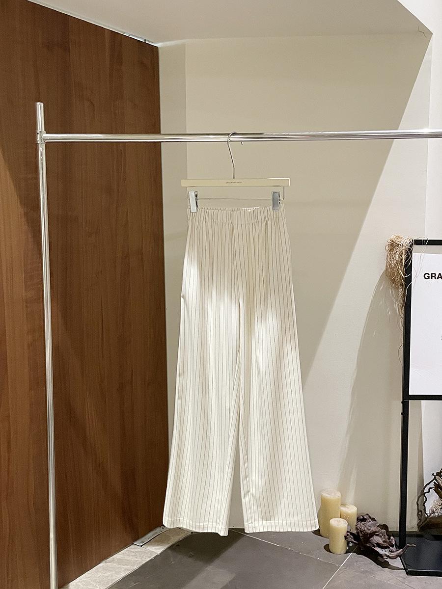 

First Strike Thirteen Lines - Early Spring Striped Wide-Leg Pants KA968: Simple, Comfortable, Loose Fit with Textured Weave. Medium абрикосовый/кремовый