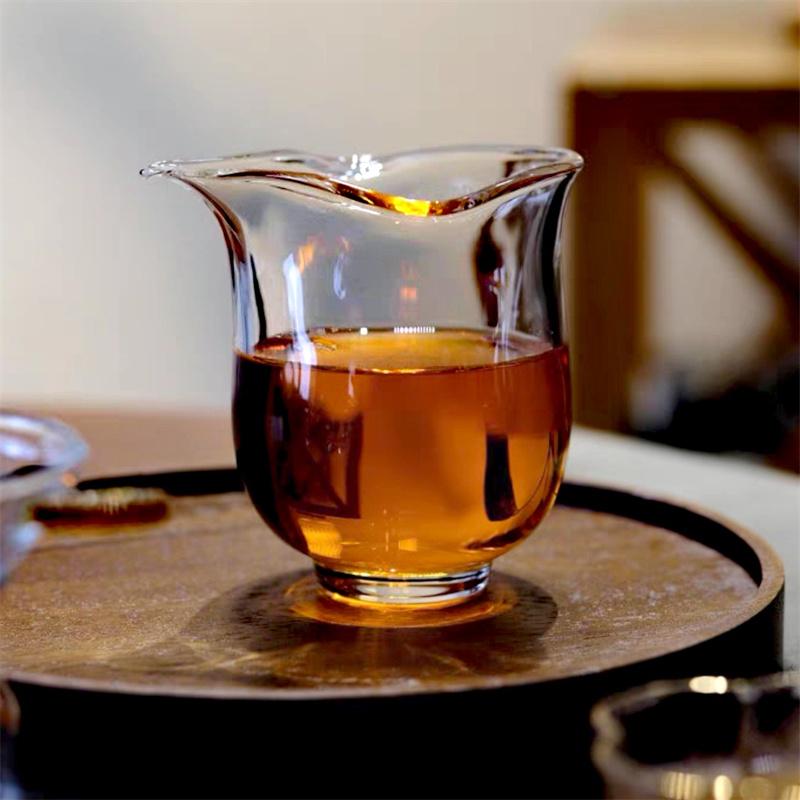 Japanese Style Anti Scalding Flaring Hammer Pattern Glass Tea Pitcher Fair Mug Thickened Chahai Teacup Kung Fu Tea Set Accessori