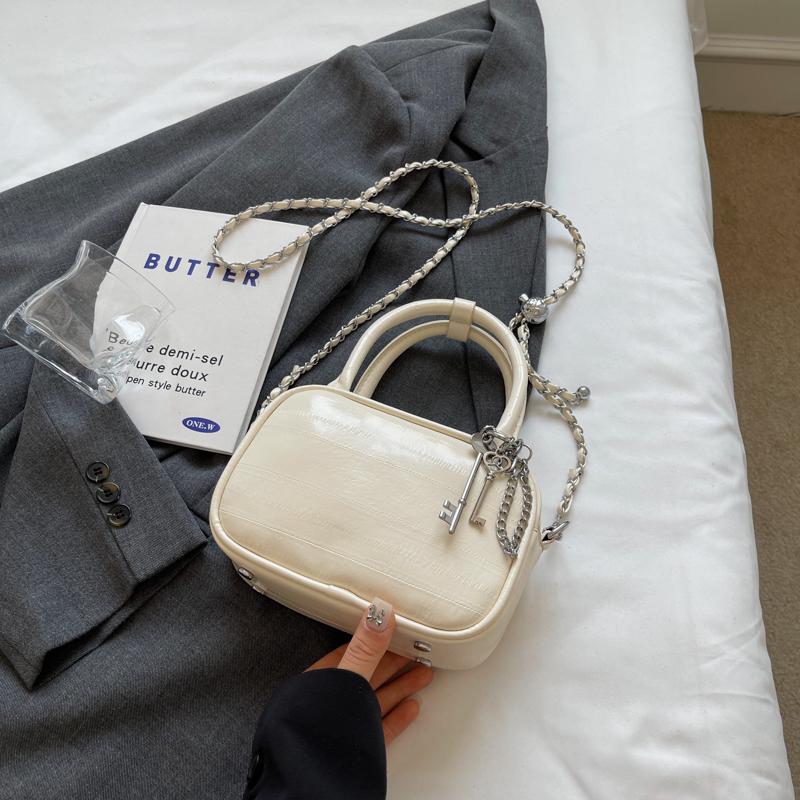 New textured silver small square bag niche versatile large capacity simple shoulder messenger bag bag women