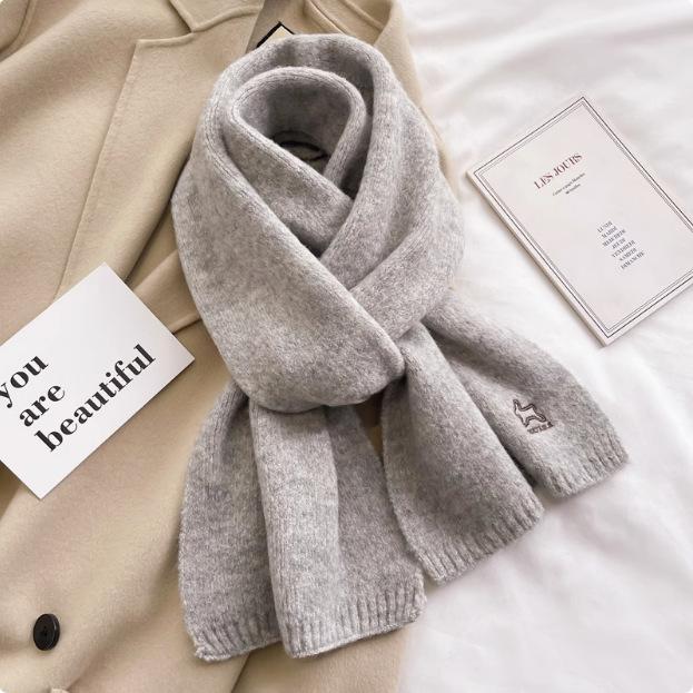 Knitted wool scarf boys and girls winter solid color milky white beige short small scarf neck protection warm soft waxy versatile