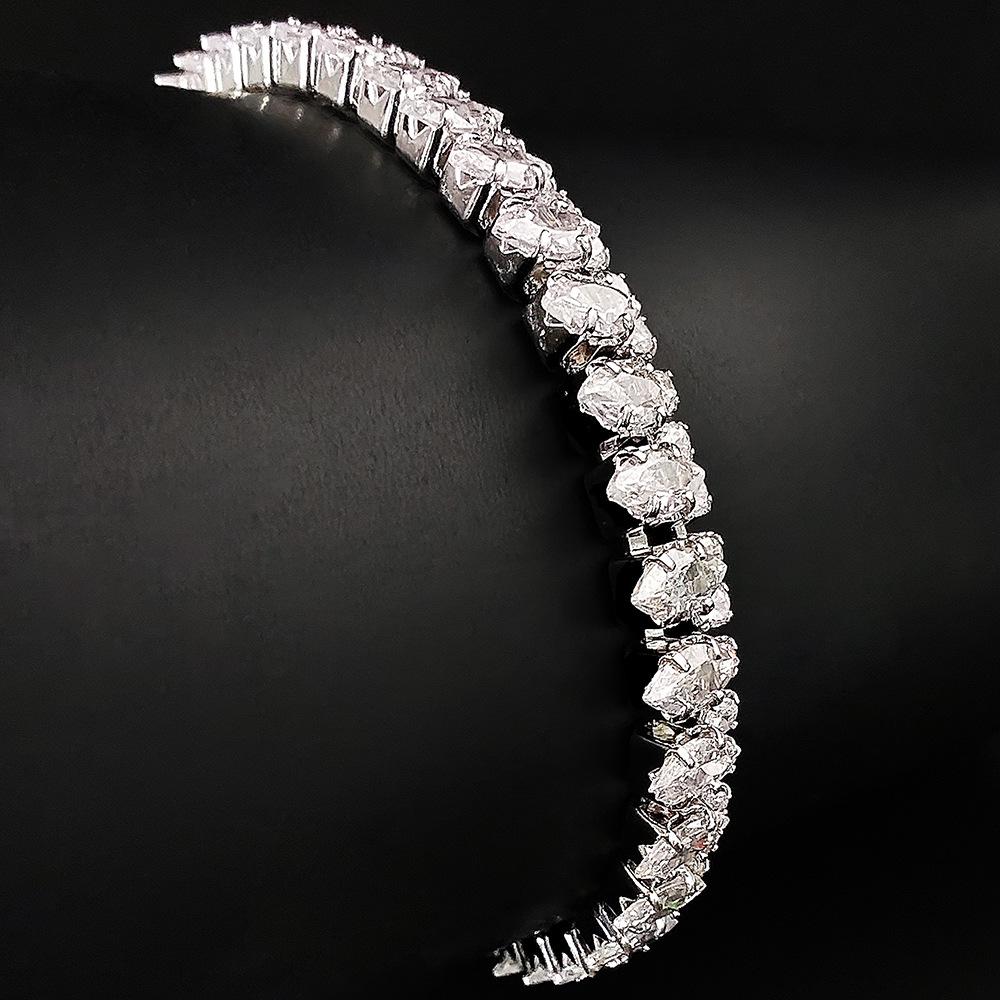 Marquise-Cut Pave Zircon Bracelet: Unique Design Valentine's Day Commemorative Gift S8256.