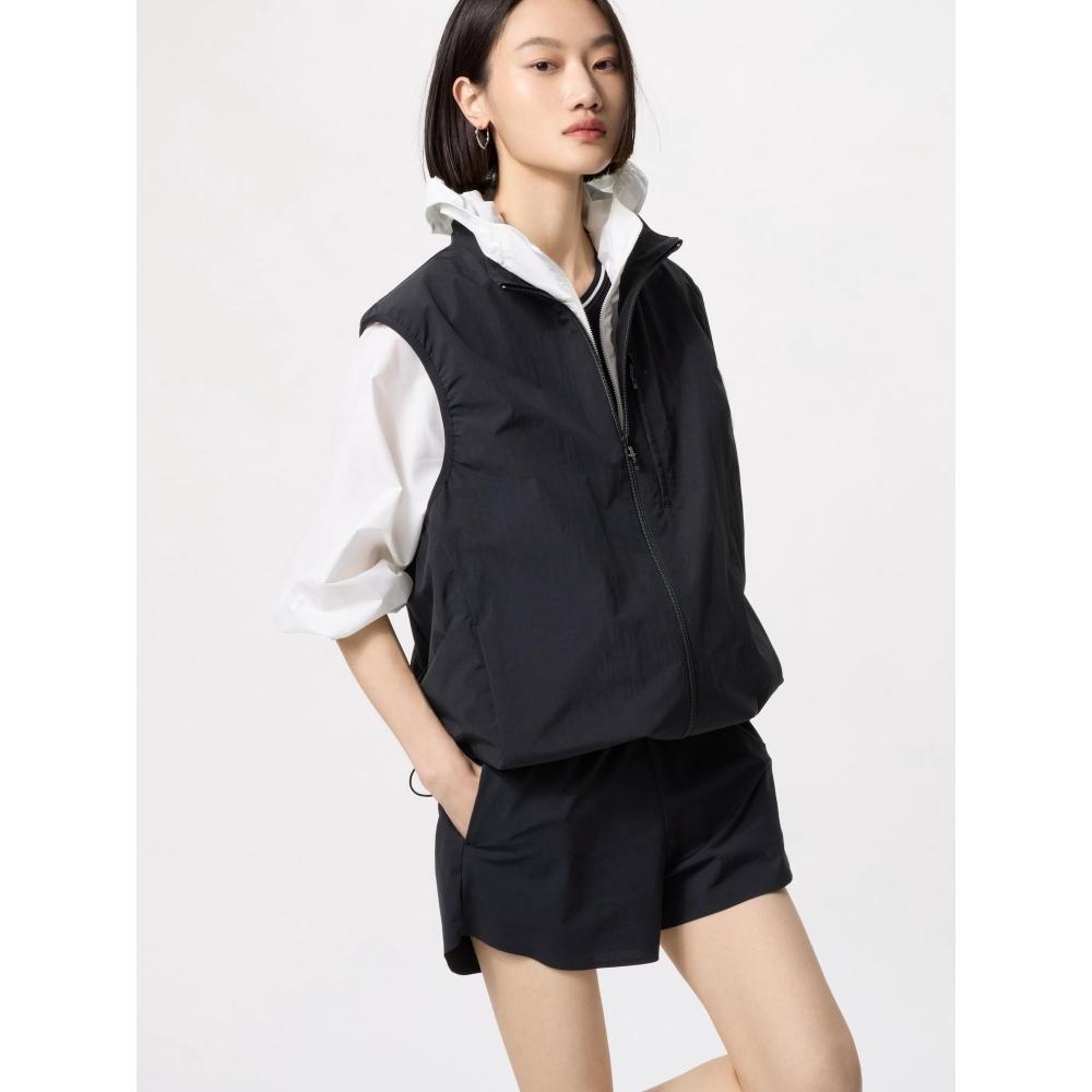 

Короткие брюки Uniqlo Ultra Stretch Active 09 BLACK/WOMEN XS