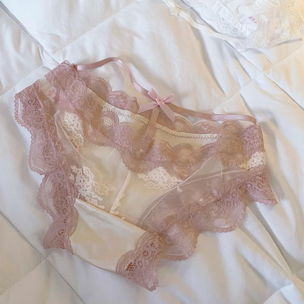 Ladies Spring and Summer Sexy Lace Satin Pure Hollow Pure Cotton Crotch Breathable Mesh Low Waist Triangle Briefs