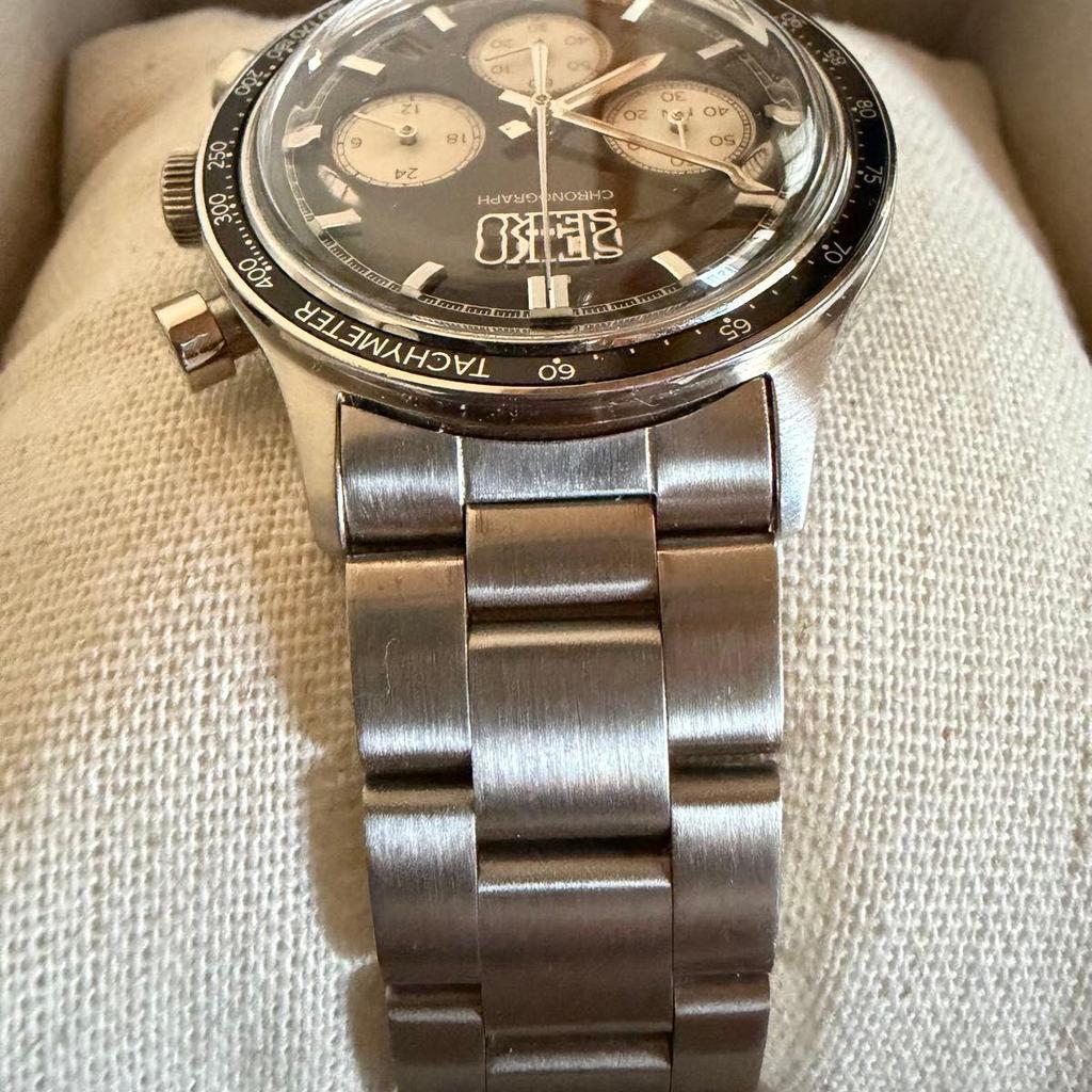 Used Excellent condition, Oyster bracelet custom SEIKO SBTR055 chronograph