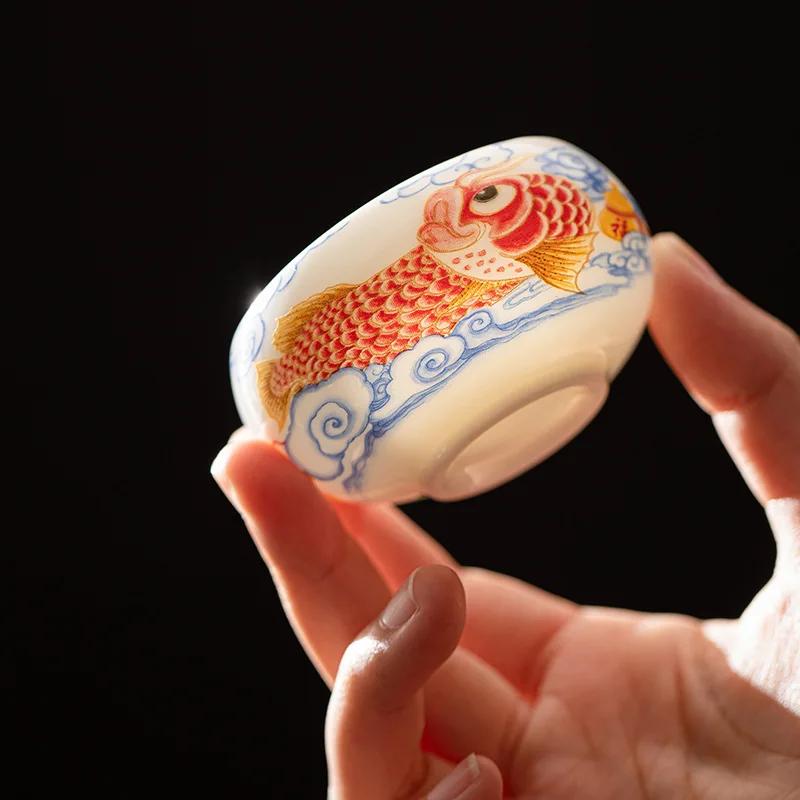 1pcs Chinese Style Fish Tea Cup White Ceramic Kung Fu Teacup Tea Set Household Small Cup Ceramic Teaware Gift 2025 New