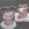 Mother's Day Floral Cake Decoration with Pearl Bow Retro Print Edging