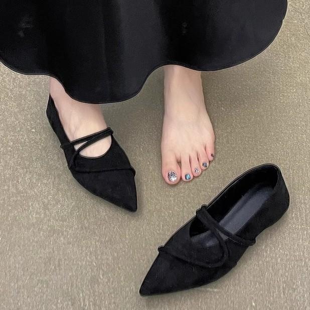 French Gentle and Versatile Light Mouth Single Shoes Women's 2024 Autumn New Comfortable and Not Tired Feet Pointed Flat Mary Jane Shoes