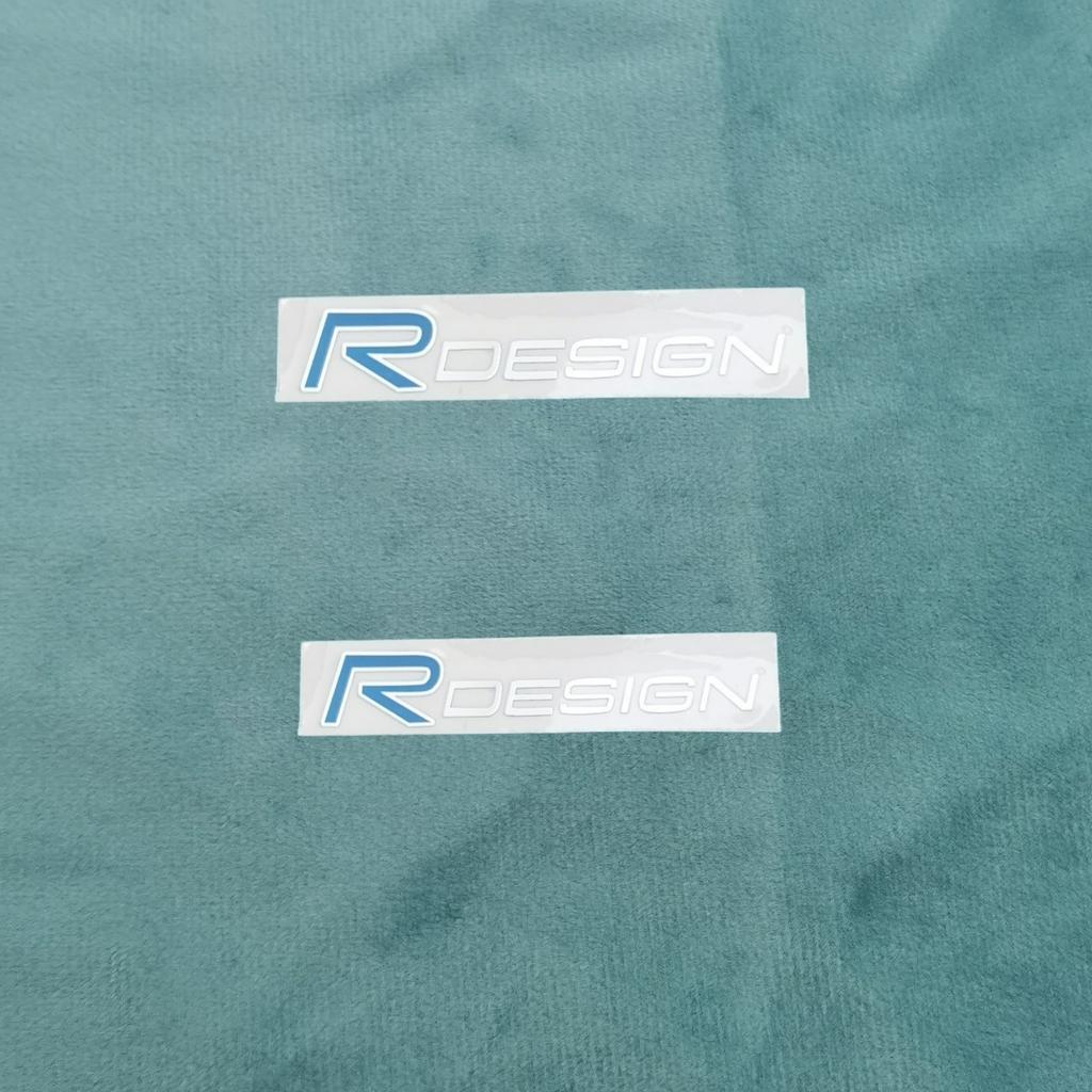 2Pcs Aluminum Car Central Control Emblem, Car Door Inner Wrist Sticker, Car Door Window Badge for XC90 XC70 XC60 XC40 V90 V60 V50 V40 S60 S90 S80 C30