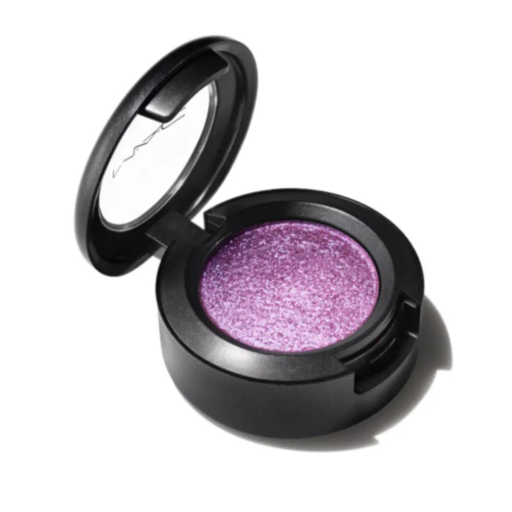 MAC Dazzle Eyeshadow Girlfriend Birthday Can t Stop Don t Stop