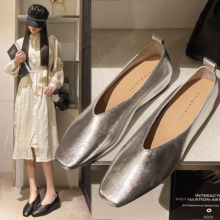 Fashion 2025 New Shoes for Women Retro Ladies Flats Slip on Shoes Loafers Square Toe Shallow Mouth Women Casual Footwear Lightweight