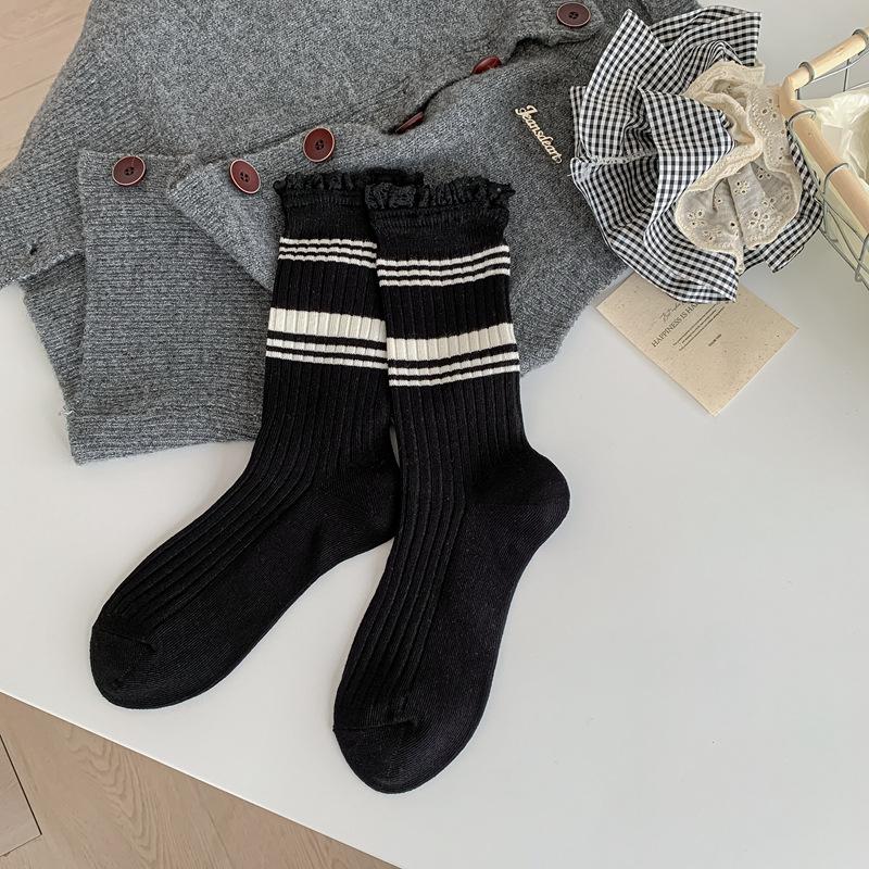

5pair Autumn And Winter Lace Socks Women S Gray Gray Student Stacking Socks Women S Medium Tube Socks One size fits all чорний