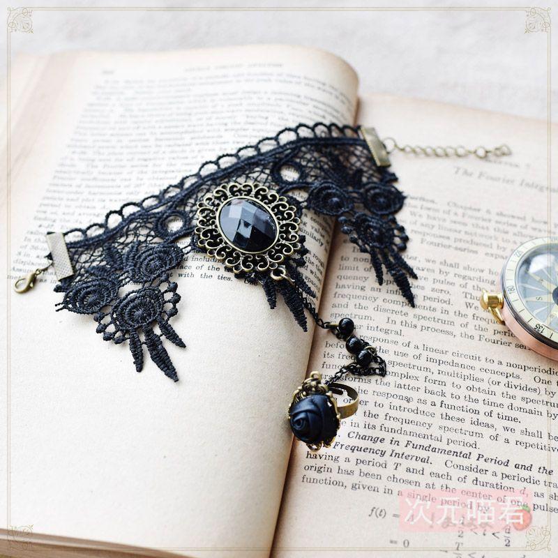 

Ancient Style Rose Lace Gloves Gothic Lolita Beaded Bracer