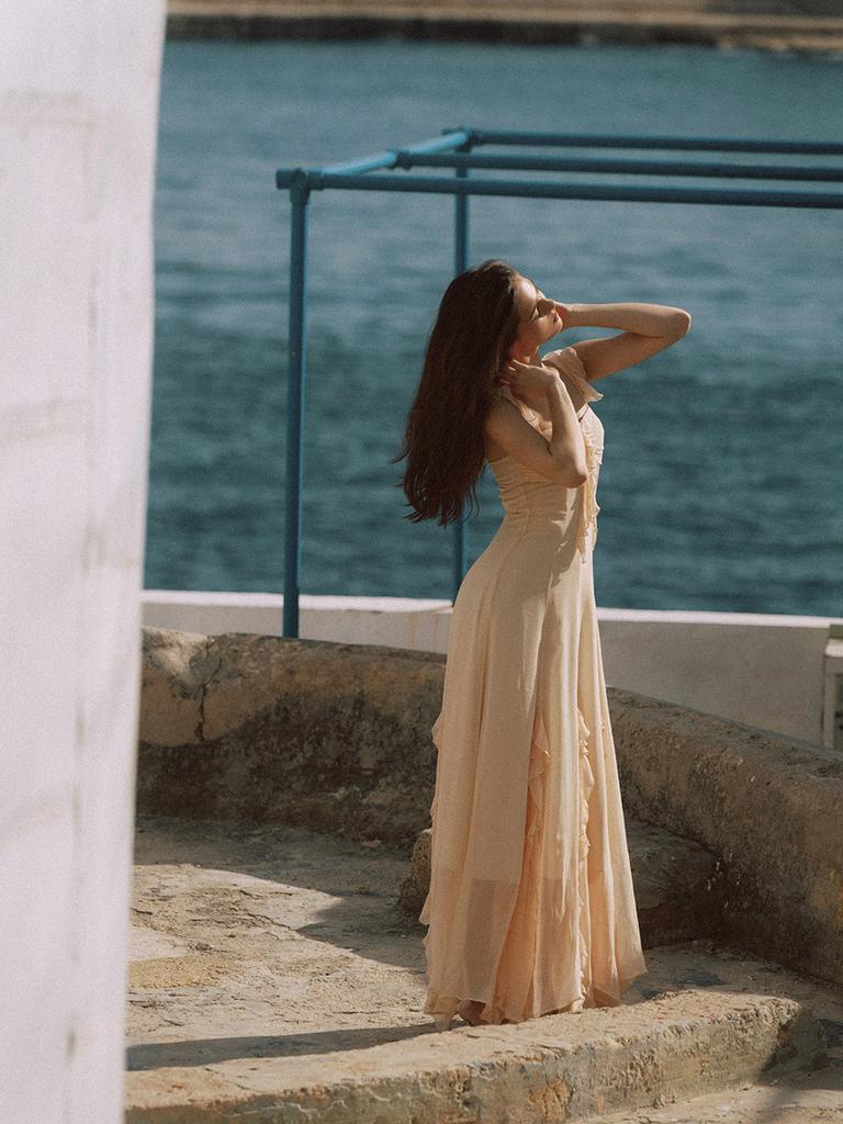 Sinseuden Lumiere Ruffle Long Dress