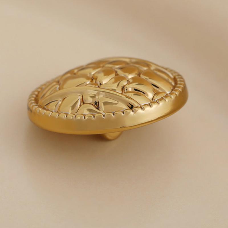 Beautiful Gold Color Shank Buttons Zinc Alloy Irregular Shape Buttons Women's Sweater Coat Accessories