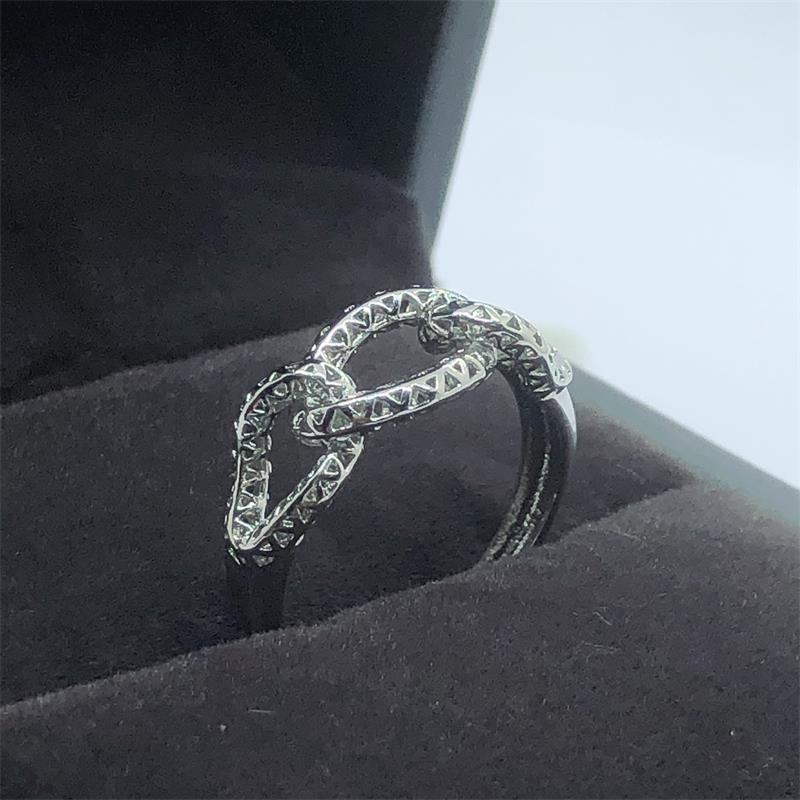 Elegant Knotted Ring in White Copper: Luxurious, Stylish, and High-Quality Hand Jewelry Size 14