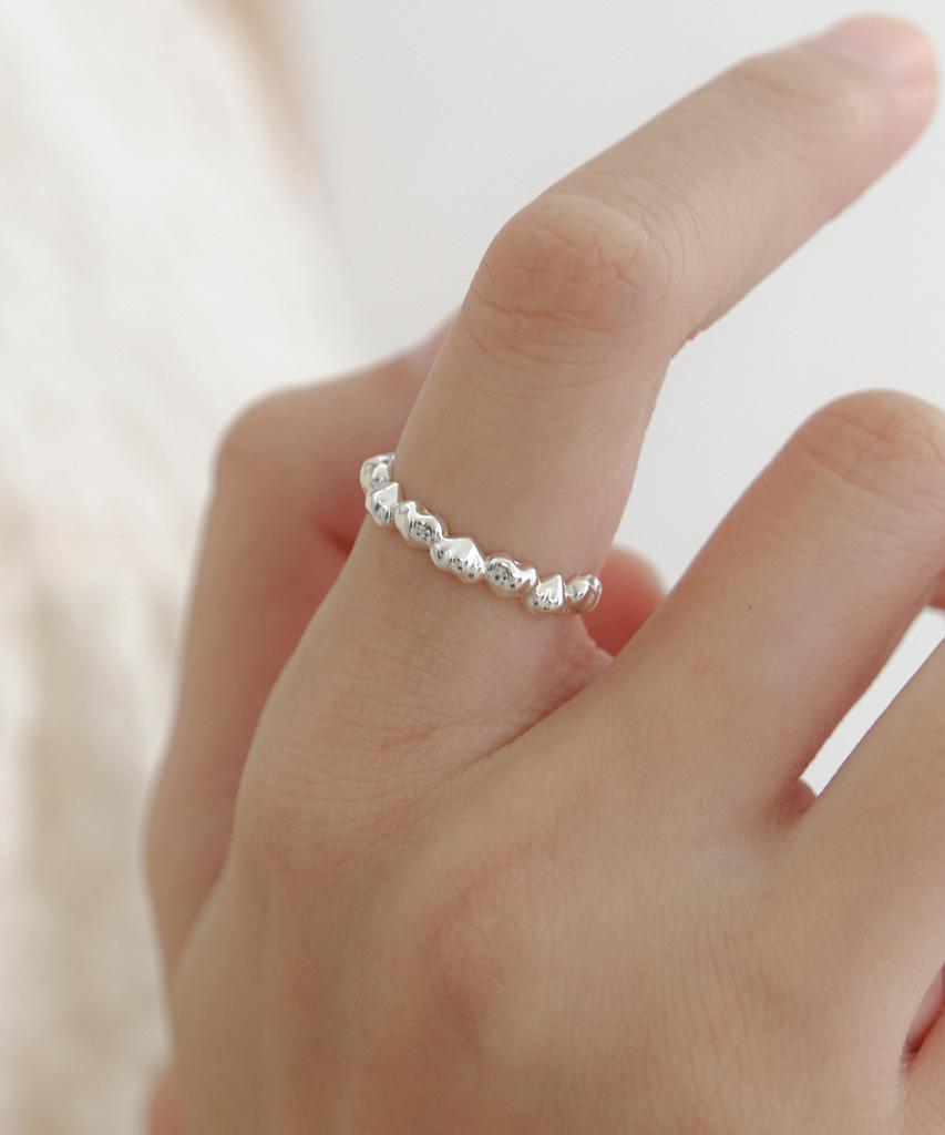 Byweekend Seed Heart Ring