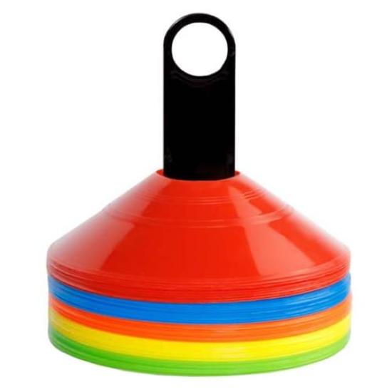 

Набор из 30 цветных конусов-маркеров со стойками для тренировок на поле и стадионе и спортивного инвентаря с сумкой для хранения. Футбольные, футзальные и тренировочные конусы,