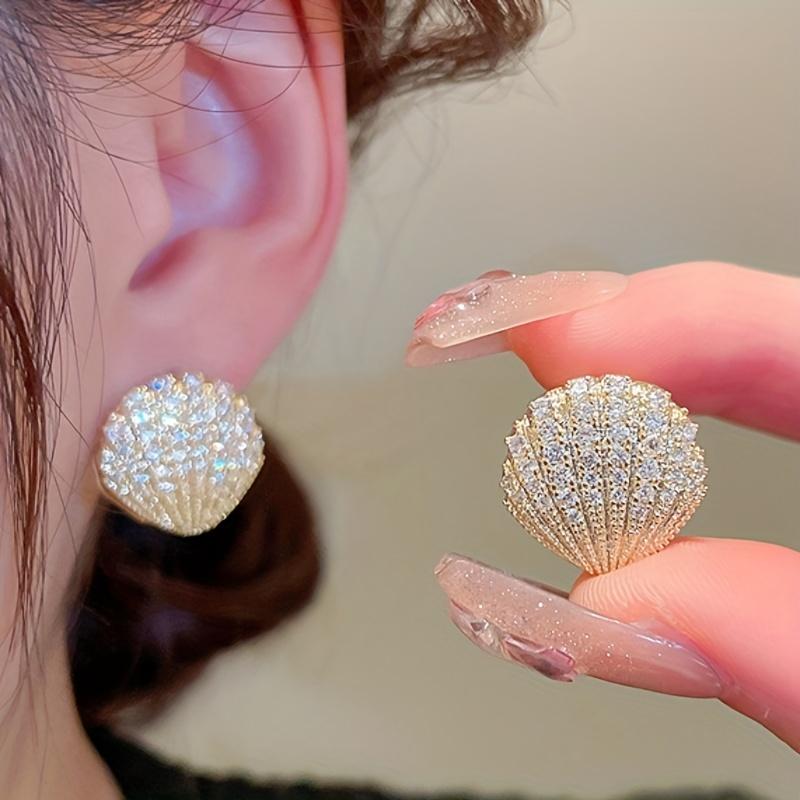 Luxurious Inlaid Sparkling Synthetic Zirconia Creative Shell-Shaped Hoop Earrings For, Perfect for Parties And Everyday Fashion Additions