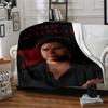 Damon Salvatore Vampir Decke Weiche Wohndecke für Zuhause Schlafzimmer Bett Sofa Reise Büro Einfarbige Weihnachtsdecke