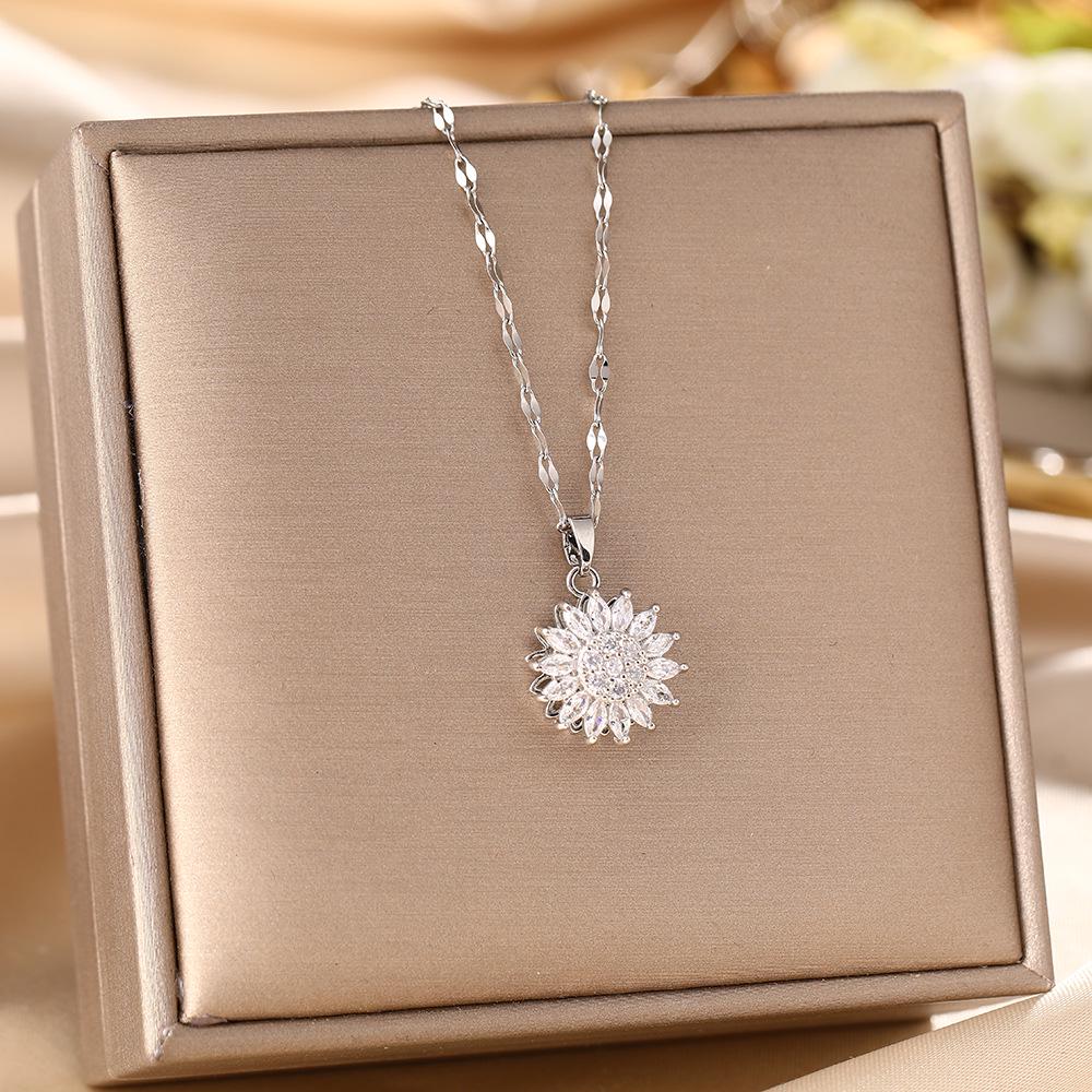Women's Silver Titanium Steel Necklace with Micro-Inlaid Zircon - Elegant, Durable Clavicle Chain Jewelry