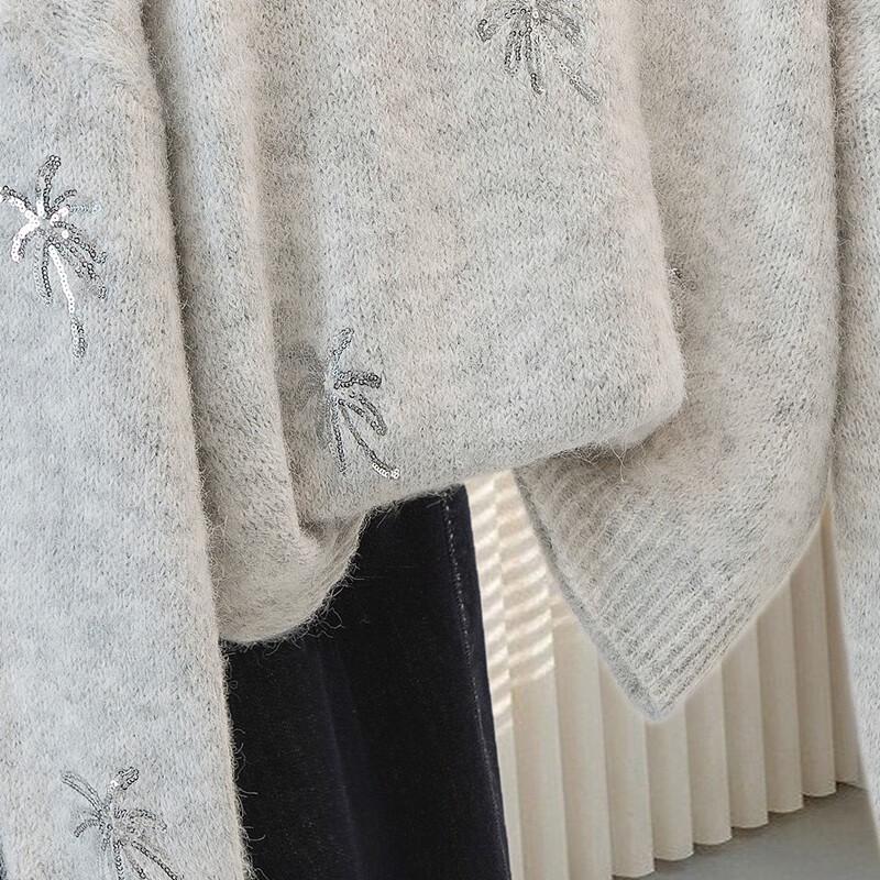 Women's Loose Fit Round Neck Wool Blend Knitted Sweater