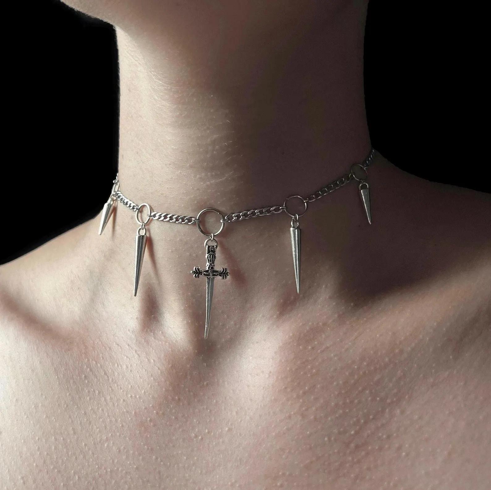

Punk Personality Sliver Color Rivet Short Sword Cross Tassel Chokers Necklace for Men Women Gothic Halloween Fashion Jewelry