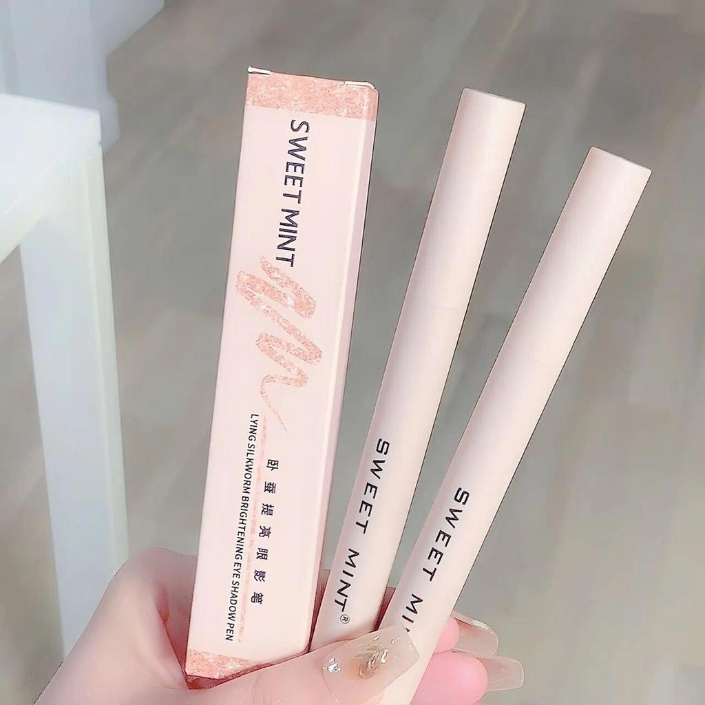 Lidschatten Liegender Seidenraupen-Highlighter-Stift Koreanisches Augen-Make-up Mattweiße Perle Hochglänzender aufhellender Glitzer-Lidschattenstift