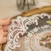 1 Pezzo Tovaglietta Ricamata a Mano con Fiori per Tavolo da Pranzo, Stile Europeo con Pizzo, Isolante, Sottopiatto, Sottobicchiere Antiscottatura, Pad per Tavolo
