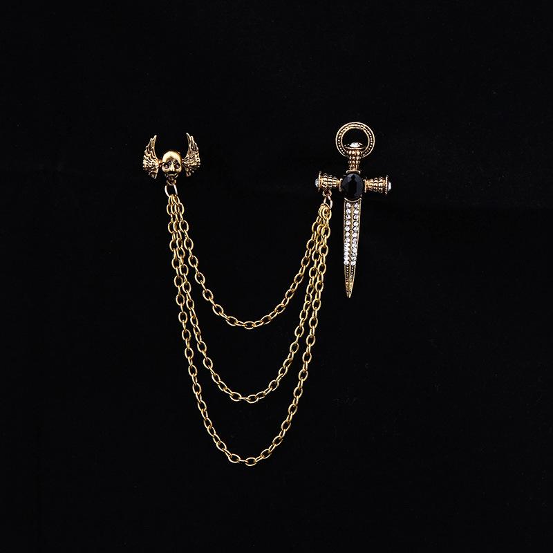 Skull Winged Sword Vampire Brooch: Unique Halloween Pin