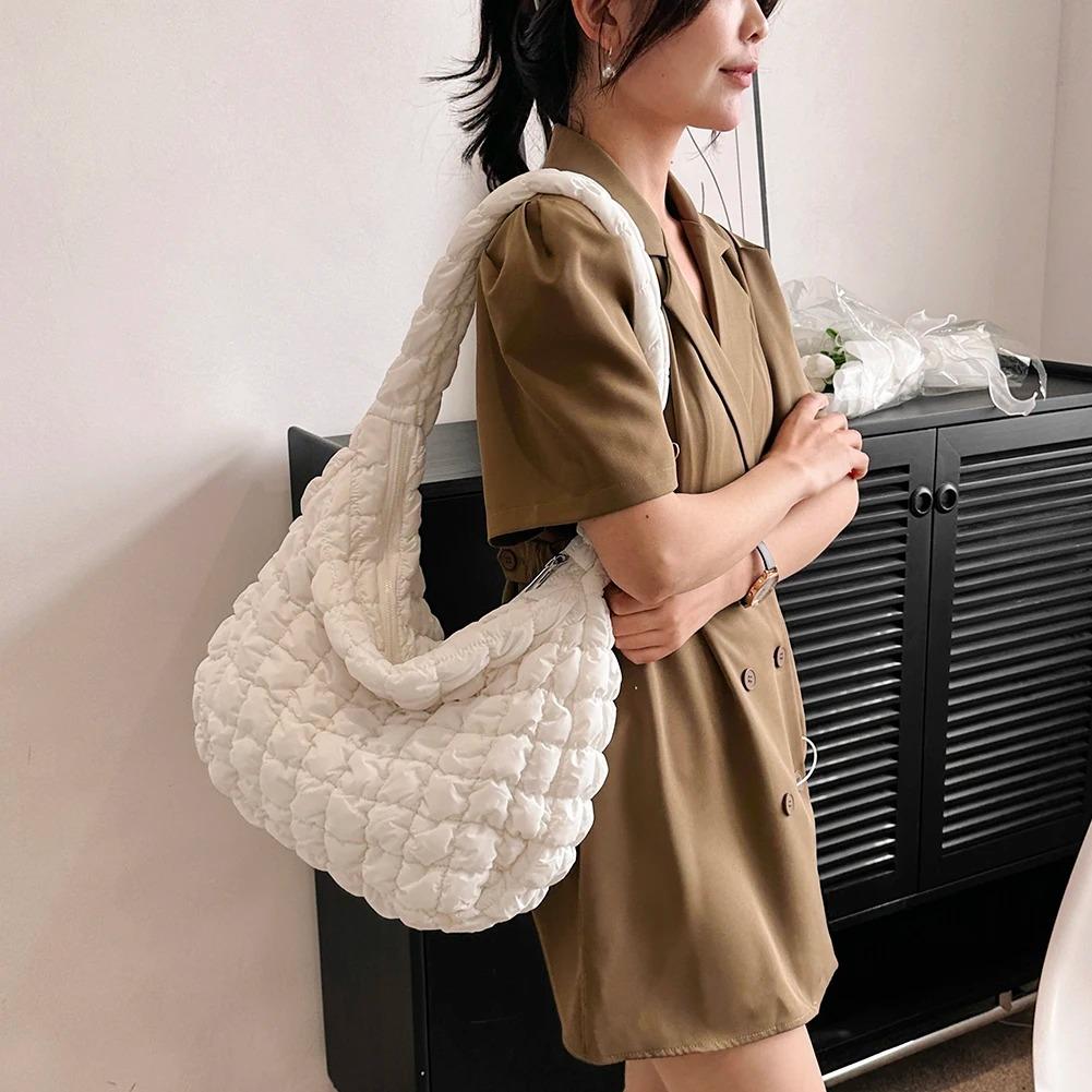 Quilted Padded Crossbody Bag for Women Pleated Bubbles Cloud Shoulder Bags Large Tote Bucket Designer Bag Ruched Handbags 2024