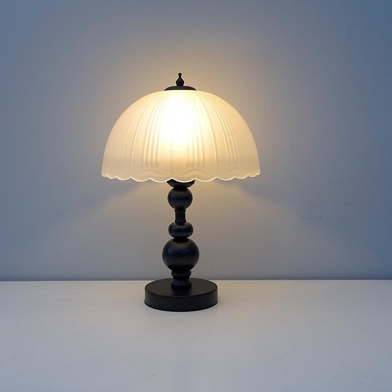 1Pc French Retro Desk Lamp Bedroom Bedside Medieval Glass Homestay Chinese Study Small Desk Lamp American Light Luxury Bedside Lamp