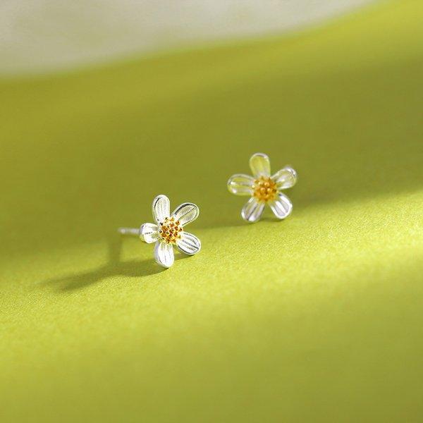Delicate Gold Color Daisy Flower Hoop Earrings For Women Trendy Korean Sweet Sunflower Circle Earring Girl Wedding Party Jewelry