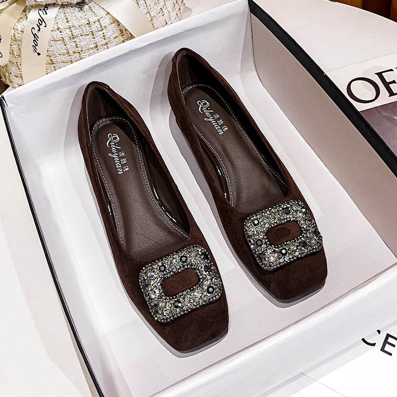 

Square head low-heeled single shoes for women s commuting 2025 new spring and autumn women s shoes, shallow mouth rhinestone square buckle, not tired 40 темно-коричневого