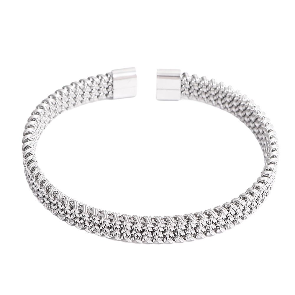 Luxury Titanium Steel Gold-Plated Woven Bracelet in European & American Style
