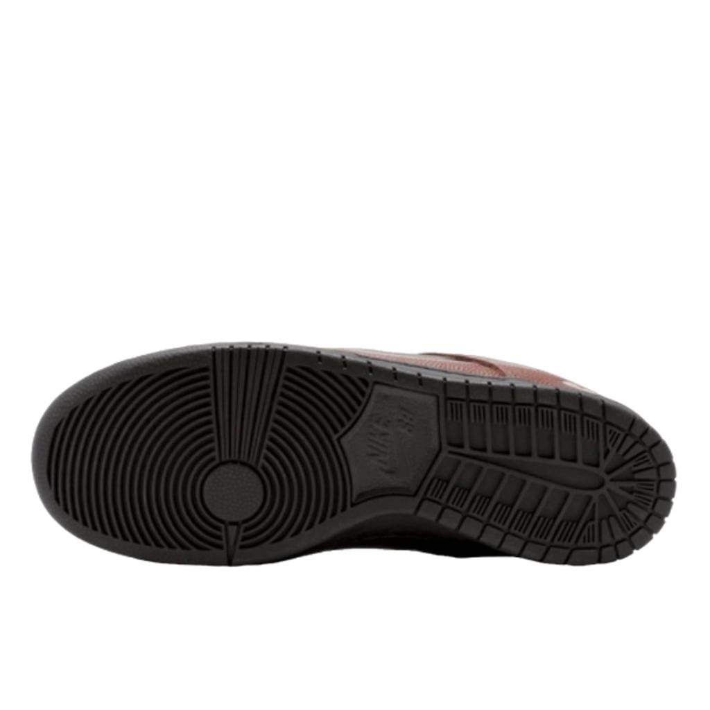 Nike SB Dunk Low Limosine Skateboards