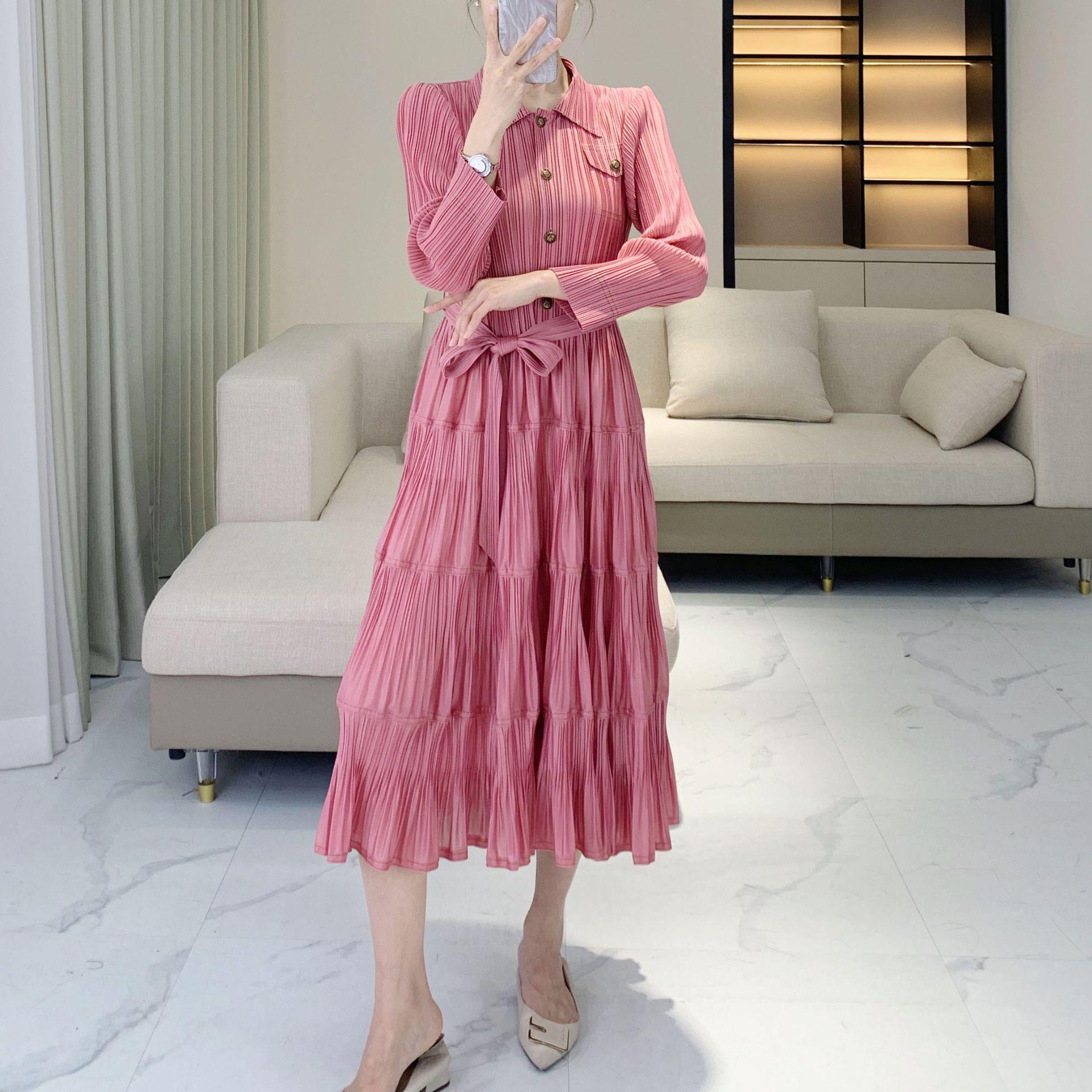 

Miyake-Style Polo Collar Spring 2025 Slim Fit Mid-Length Cake Dress One Size [45-75 kg]