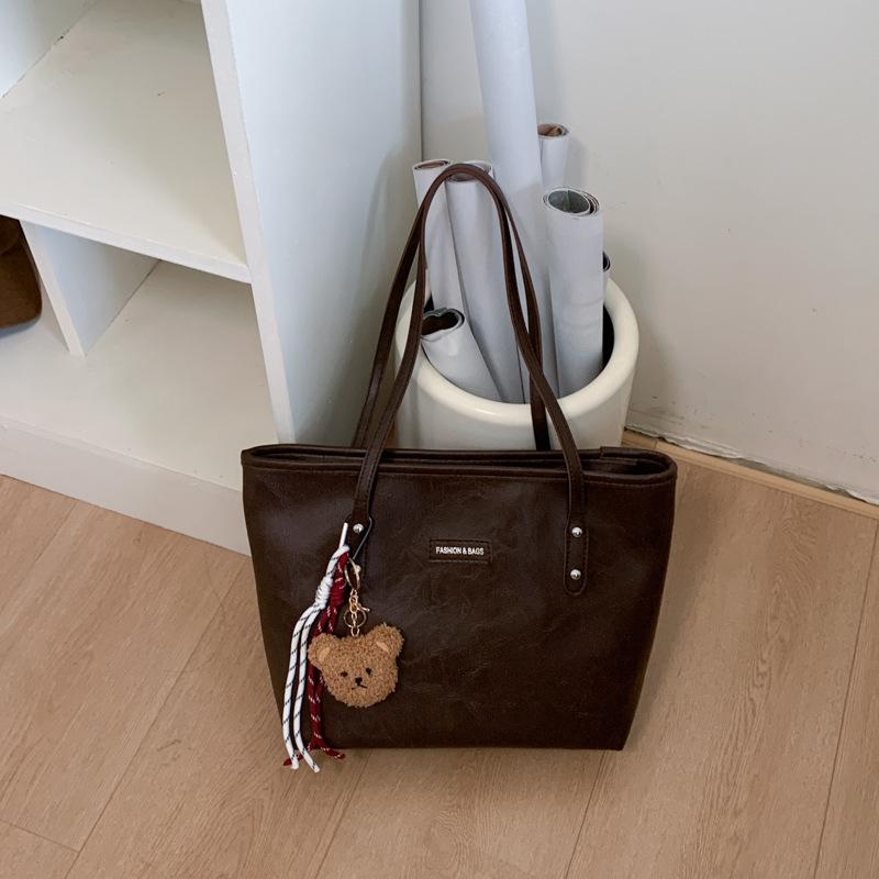 Large-capacity Stylish Commuter Chic Shoulder-to-shoulder Tote Bag