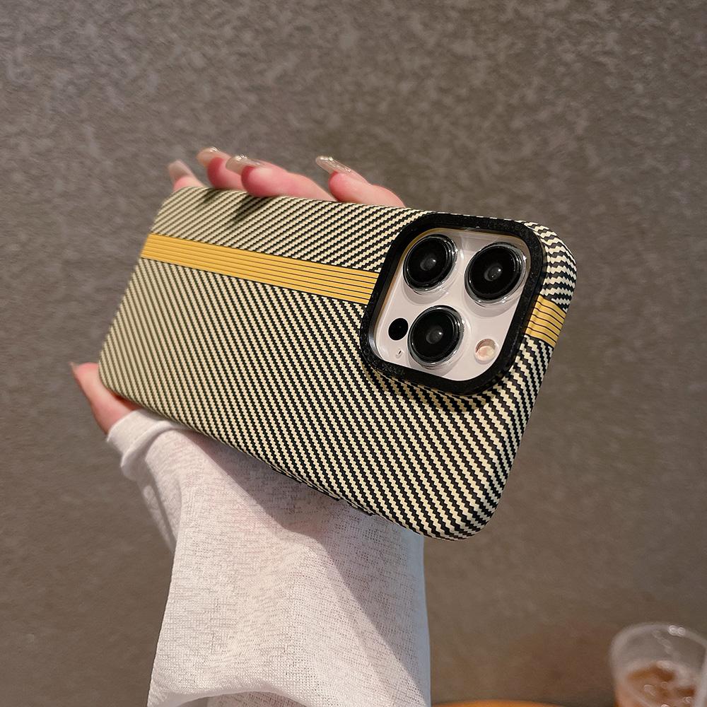 

Чехол для телефона iPhone 11 13 16 ProMax Чехол для iPhone 13 14 15 ProMax 12 13 ProMax 16 Plus 7 8 Plus 13 Pro 14 Pro Металлический 3D чехол для мобильного телефона из углеродного волокна iPhone 16 Pro Max жёлтый