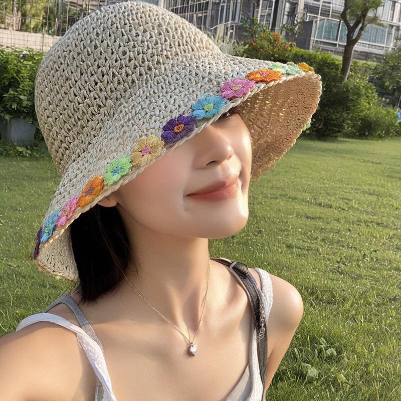 1pc Women Summer Sun Hat Straw Women Bucket Hat with Flowers Lady Summer Hat Wave Brim Bucket Cap Female Straw Hats Beach Panama