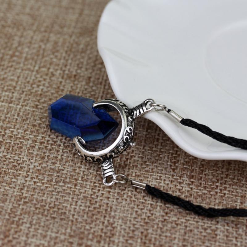 Easter Gift Anime Demon Hunter for Soul Stone Necklace Red Crystal Dante Pendant Man Woman Cosplay Valentine's Day Gift