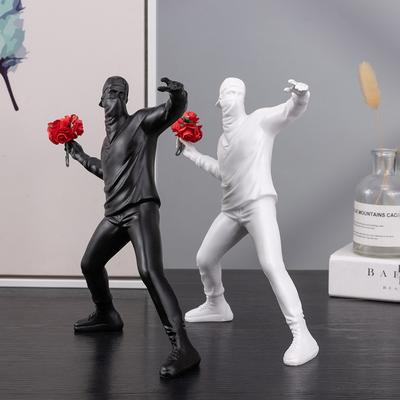 Blumenwerfende Statue, Kunstharz-Schreibtischdekoration für Wohnzimmer, Bücherregal, Sammlerstück, Geschenk