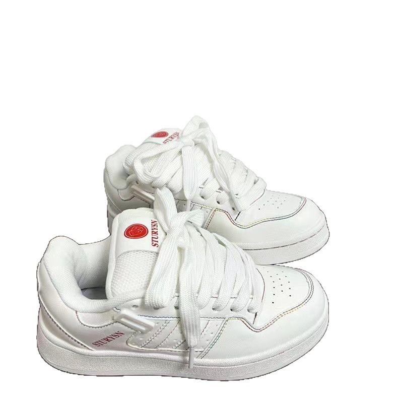2025 New Niche Retro Skateboard Shoes Ins Trendy New Chinese Street Shooting High Value Sports and Leisure White Shoes Women