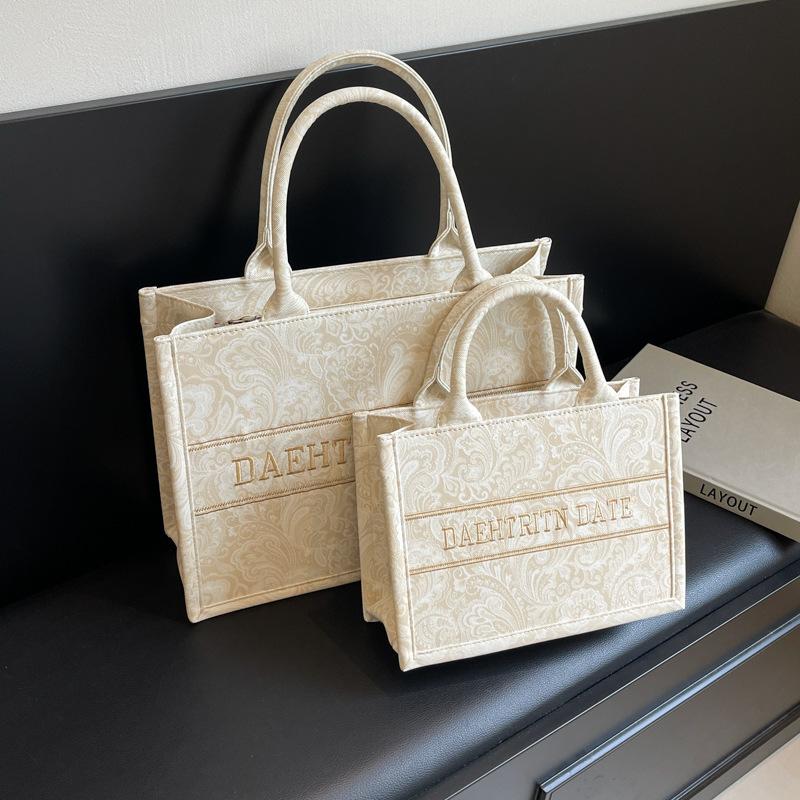 New fashion retro style contrasting color D home shopping bag tote bag handbag